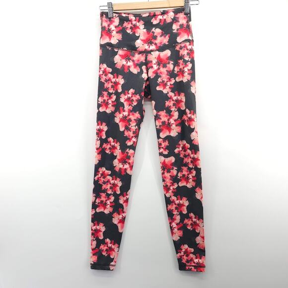 Old Navy Active Go-Dry Fitted Leggings Small Floral - Picture 1 of 15